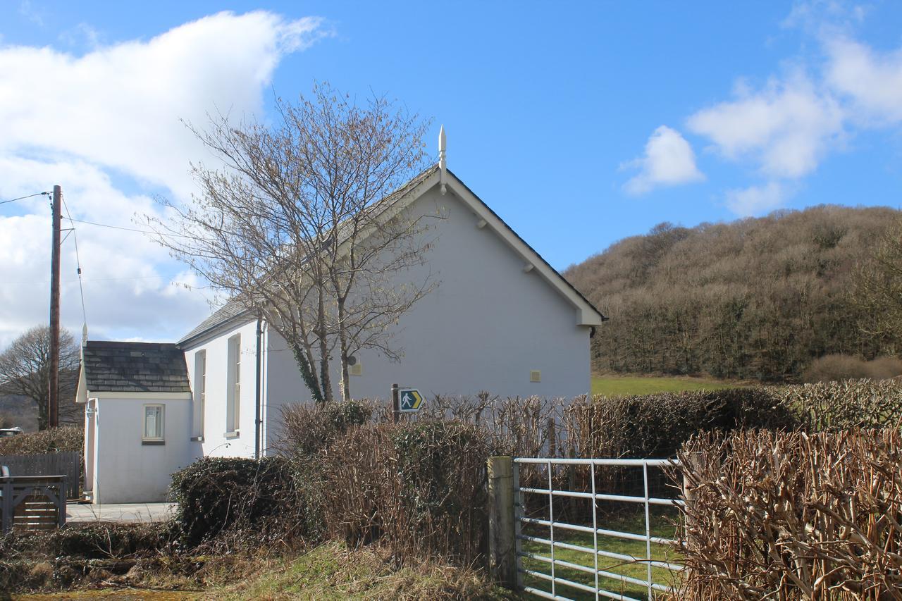 Capel- Y-Bryniau Villa Pennal Exterior photo